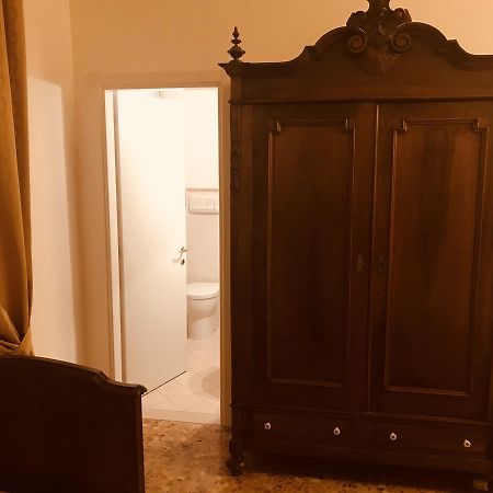 Lady Rose Bed & Breakfast Пиза Экстерьер фото